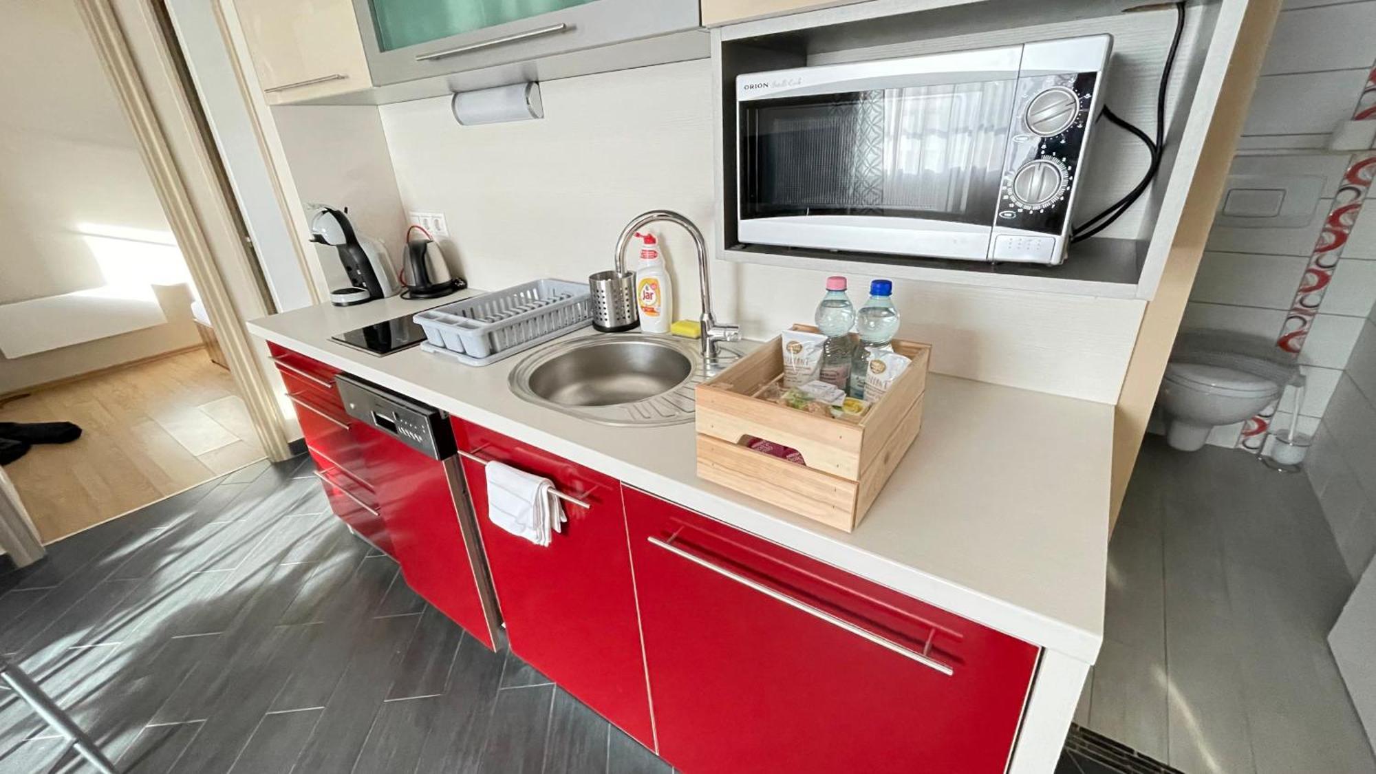 Balaton Apartman บาลาตอนมารีอาเฟือร์เดอ ภายนอก รูปภาพ