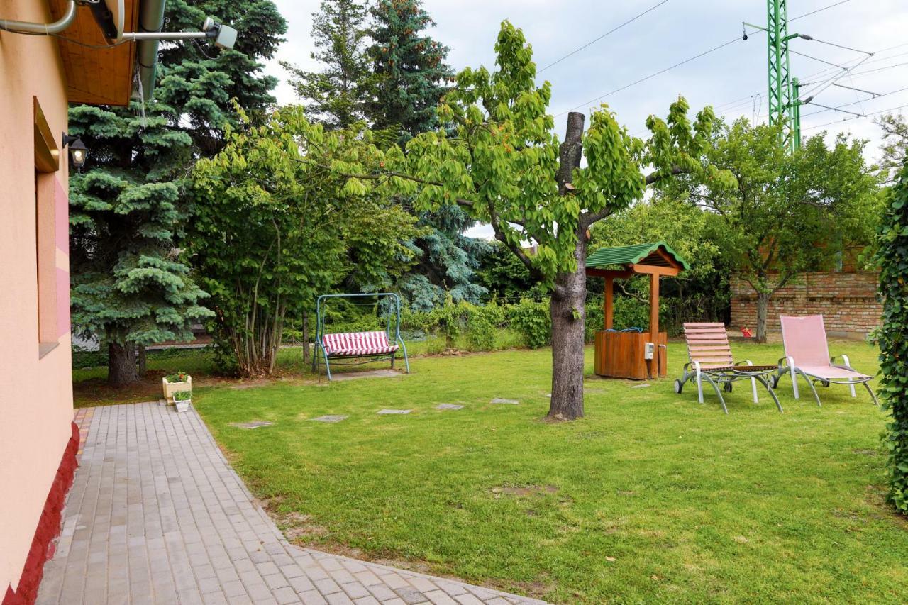 Balaton Apartman บาลาตอนมารีอาเฟือร์เดอ ภายนอก รูปภาพ